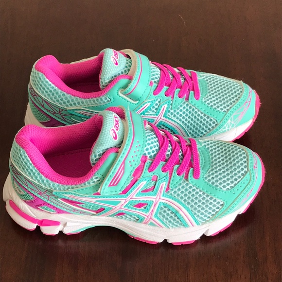 girls asics size 2
